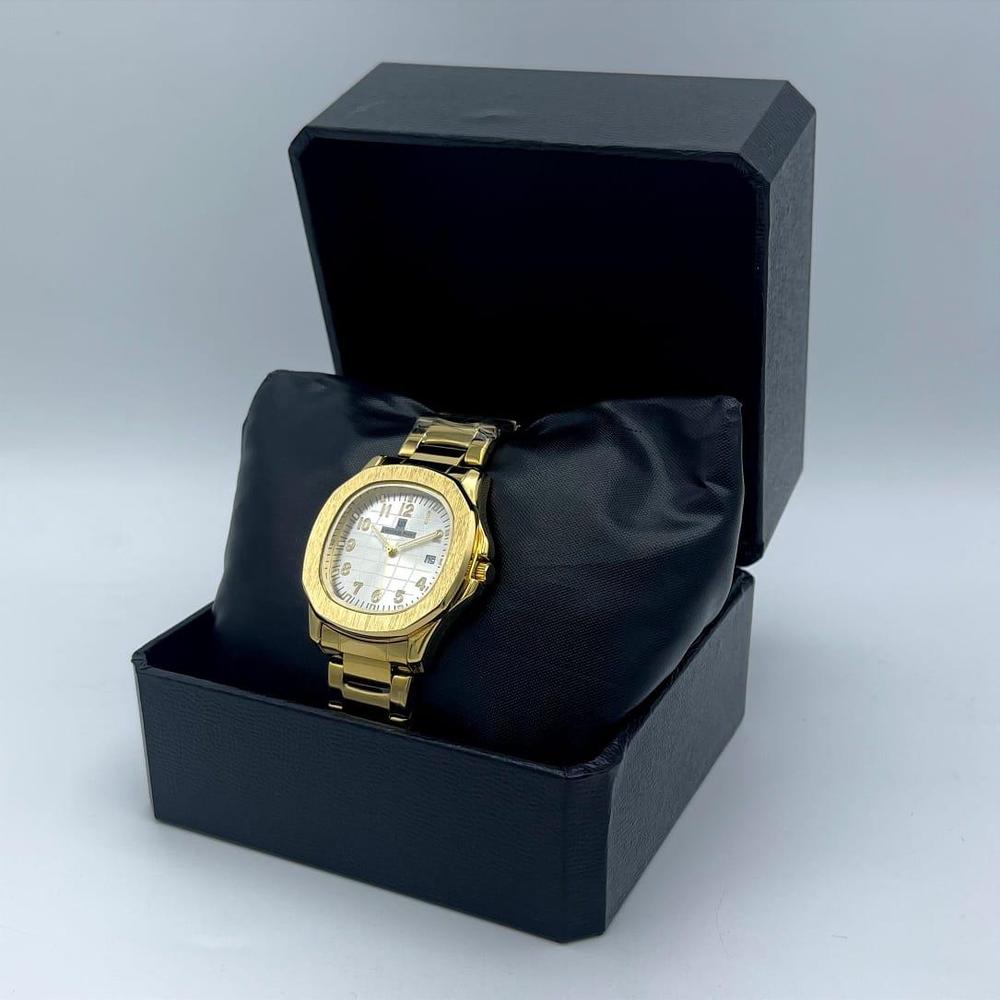 Premium Men’s Stainless Steel Quartz Watch  Water Resistant