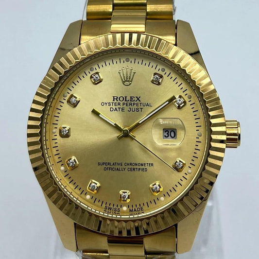 Men’s Stainless Steel Quartz Watch  Round Dial  Water Resistant