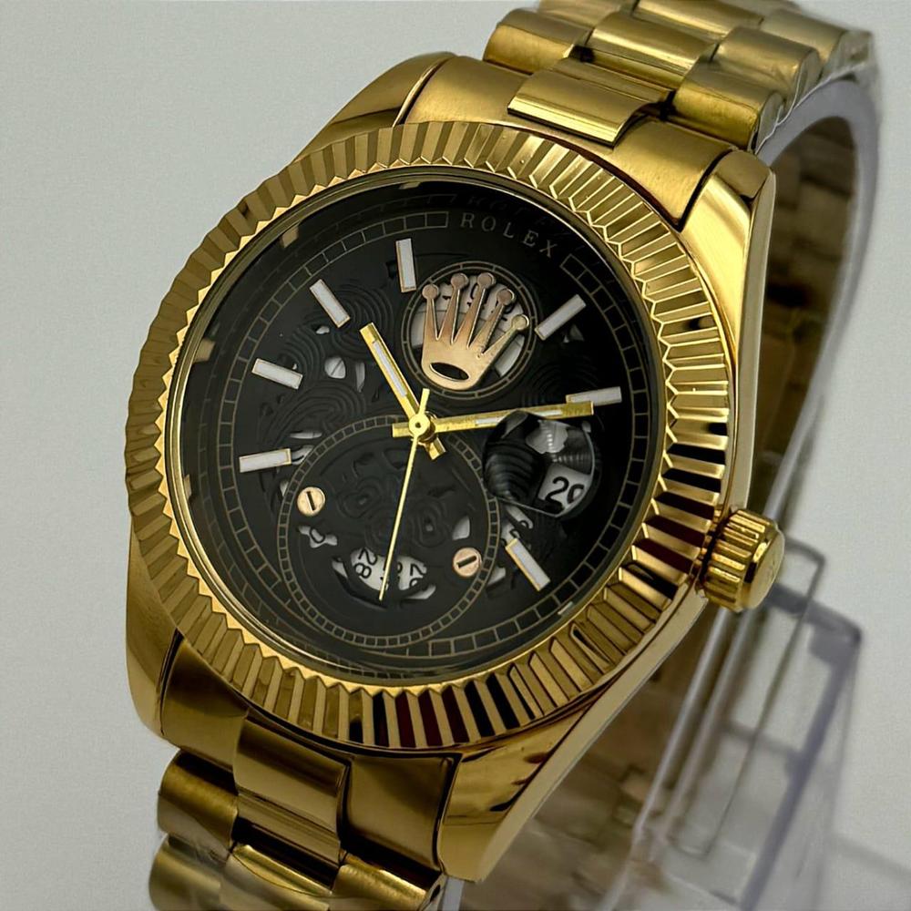 Men’s Stainless Steel Quartz Watch  Round Dial Water Resistant