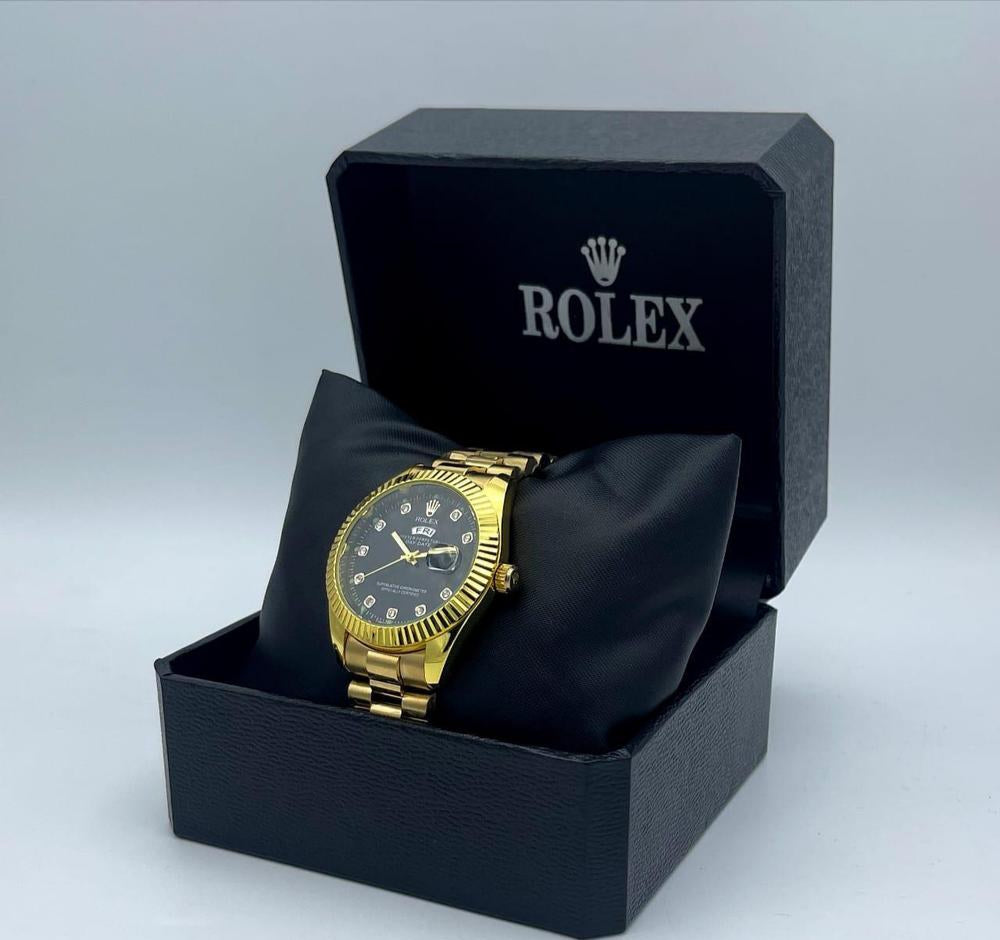 Men’s Stainless Steel Quartz Watch  Water Resistant Classic Analog