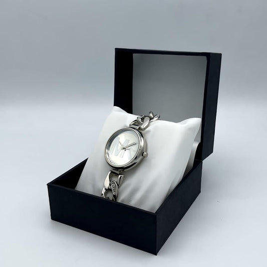 Women’s Stainless Steel Wrist Watch  Elegant Water Resistant